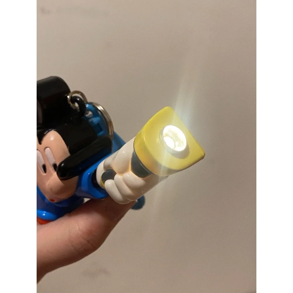 Disney Mickey Mouse torch light keychain